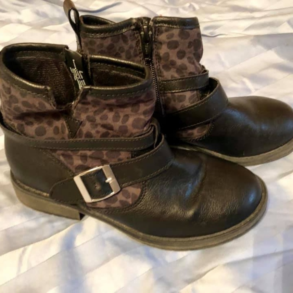 Stevie by Steve Madden Girls Size 2 Boots